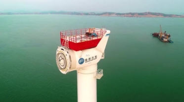 重磅！全球風(fēng)輪直徑最大抗臺風(fēng)型風(fēng)電機組成功吊裝！