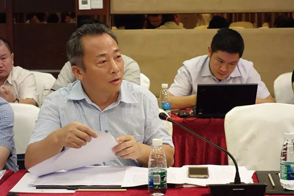 “督察利刃”喻旗：奮戰(zhàn)一線32年，自創(chuàng)斷案法、授課新生代