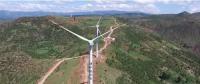 華電在川首臺風(fēng)力發(fā)電機(jī)吊裝成功