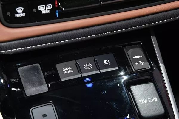 卡羅拉也能免稅送車牌？豐田要斷了國產(chǎn)電動車后路嗎？